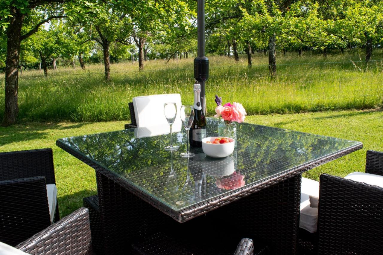Orchard Farm Luxury Glamping And Campsite 格拉斯顿伯里 外观 照片