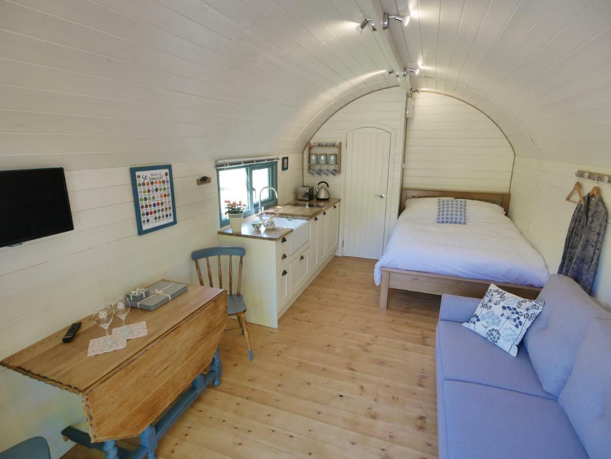 Orchard Farm Luxury Glamping And Campsite 格拉斯顿伯里 外观 照片